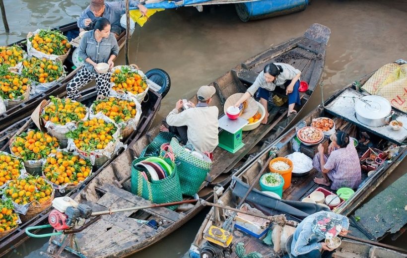 Cai-Rang-Floating-market-Can-Tho-820x520